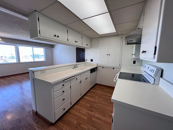 5th image of 998 Torrano Ave #998