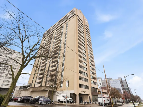 389 Dundas St #701, London, ON N6B 3L5
