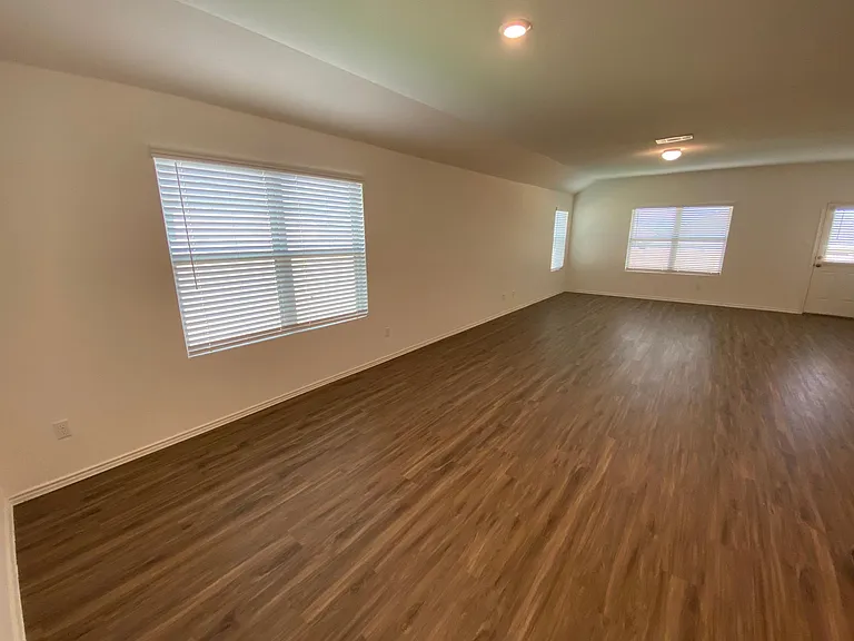 21409 Wilmiller Ln — Photo 19