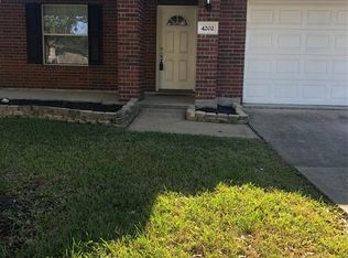 4202 Leisure Ln, Pearland, TX 77584