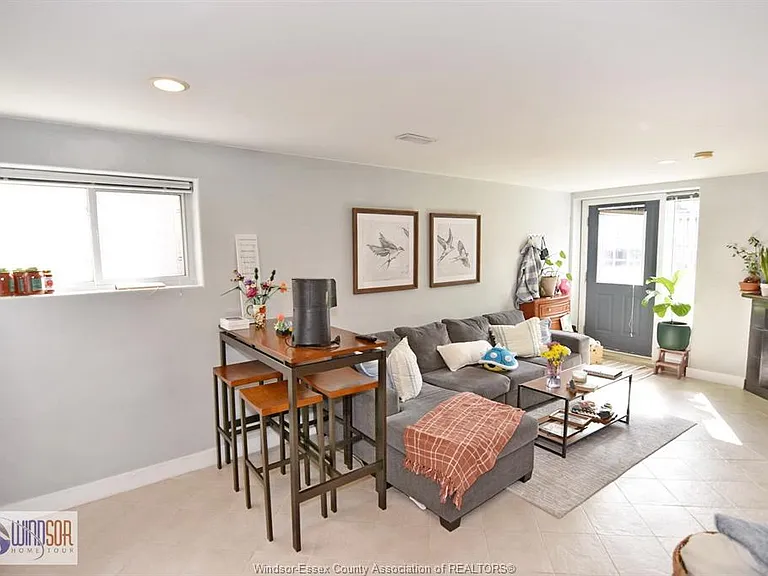 1003 Silverdale Dr #B — Photo 17