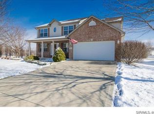 32 Brookshire Ln, Edwardsville, IL