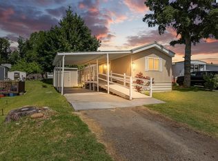 811 2nd Ave #27, Zillah, WA 98953