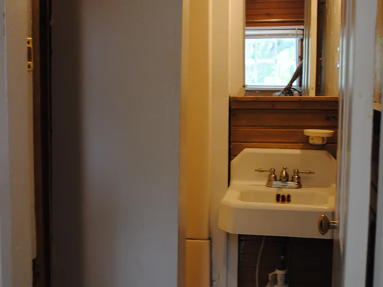 422 W Dutton St #1 — Photo 8
