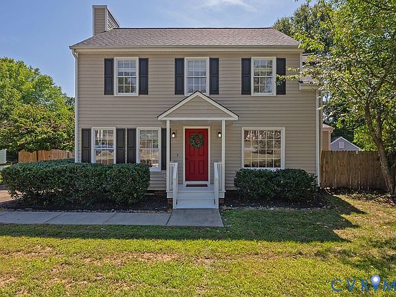 2nd image of 2109 Oakhampton Pl