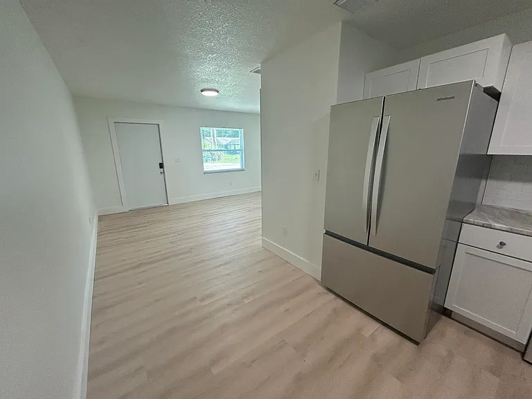 2149 Sibley Ave — Photo 3