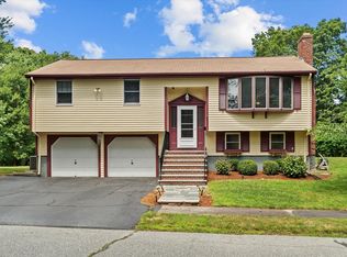 9 Brentwood Dr, Reading, MA 01867