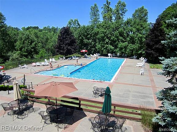 5th image of 5346 Pebble Beach Dr