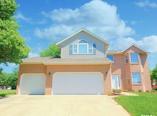 2307 W Annamere Dr, Dunlap, IL 61525