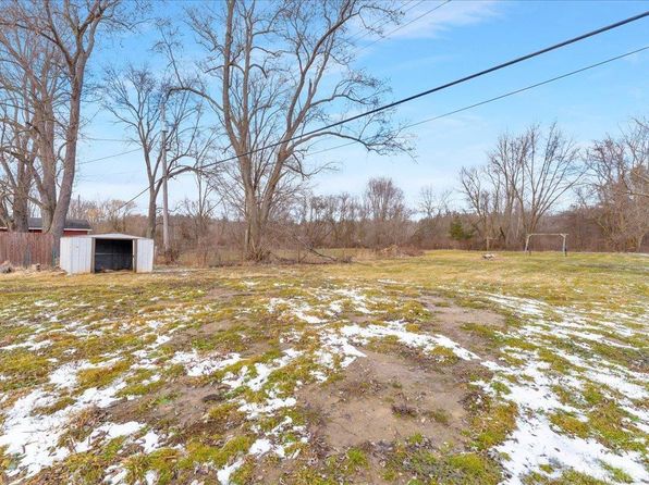 3124 Rabidue Rd, North Street, MI 48049