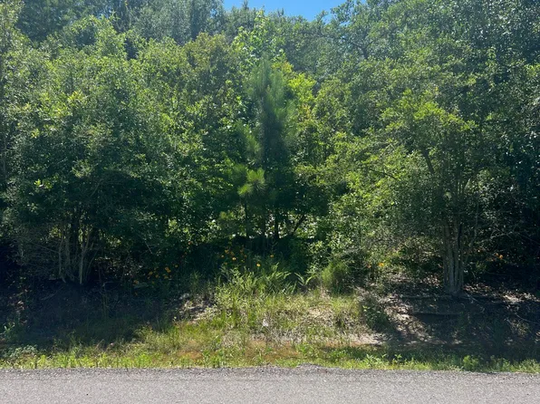 1675 White Acres Dr, Sulphur, LA 70663
