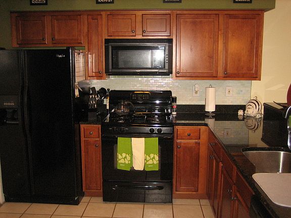 5th image of 278 Abbey Dr