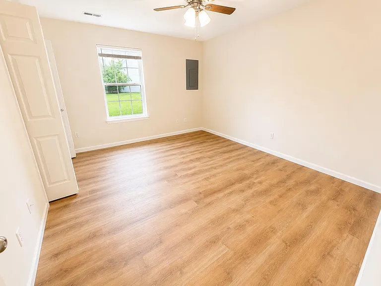 3308 Dove Dr — Photo 11