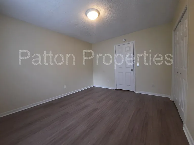 1005 Lynn St #A & B — Photo 10