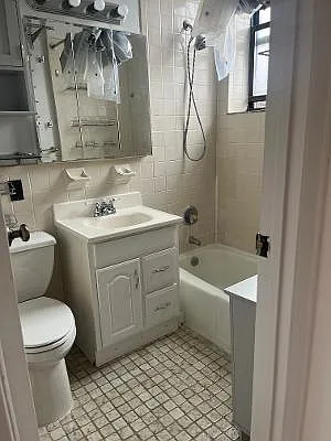 Rented by Magnone Real Estate | media 23