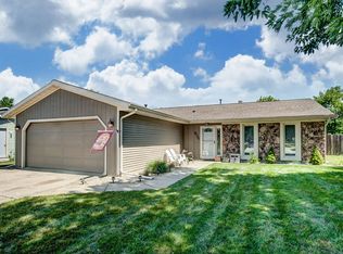 636 Harbor Walk Dr, Fort Wayne, IN 46819