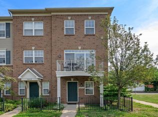 1048 Lakepointe St APT F, Grosse Pointe Park, MI 48230