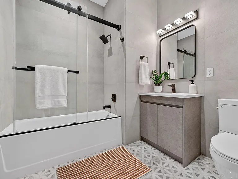300 Washington St #6G — Photo 8