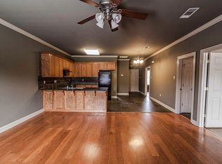 9140 Pecan Tree Dr, Baton Rouge, LA 70810