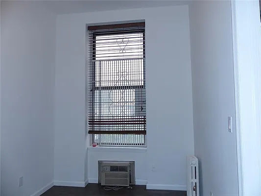 Rented by R New York | media 21