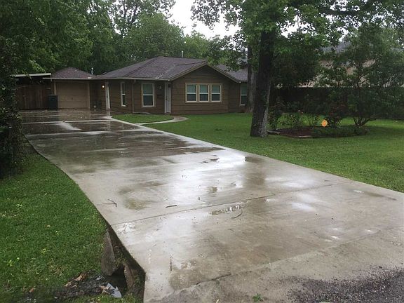2nd image of 3850 Hyde Park Row