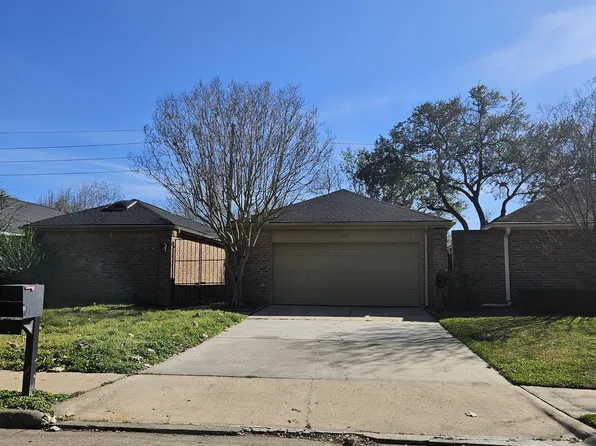 14015 Swiss Hill Dr, Houston, TX 77077