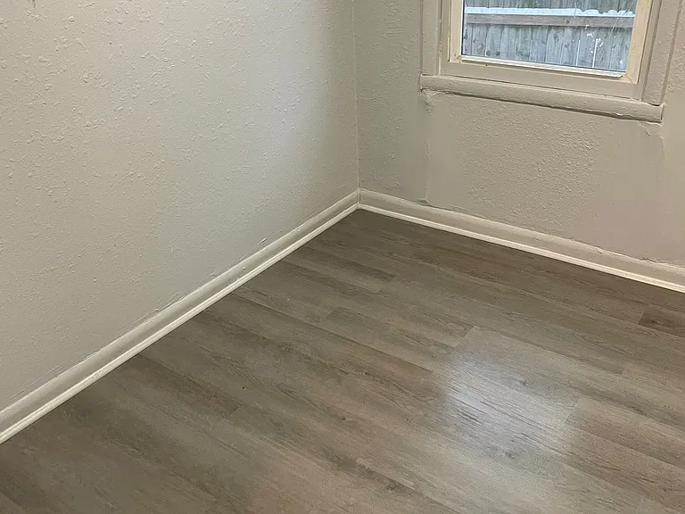 113 W Ash St #B — Photo 8