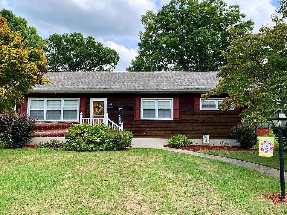 1st image of 1212 Grace Ave