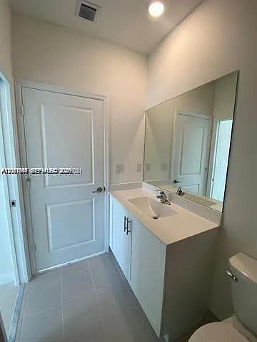 575 NE 208th Ter #575 — Photo 11