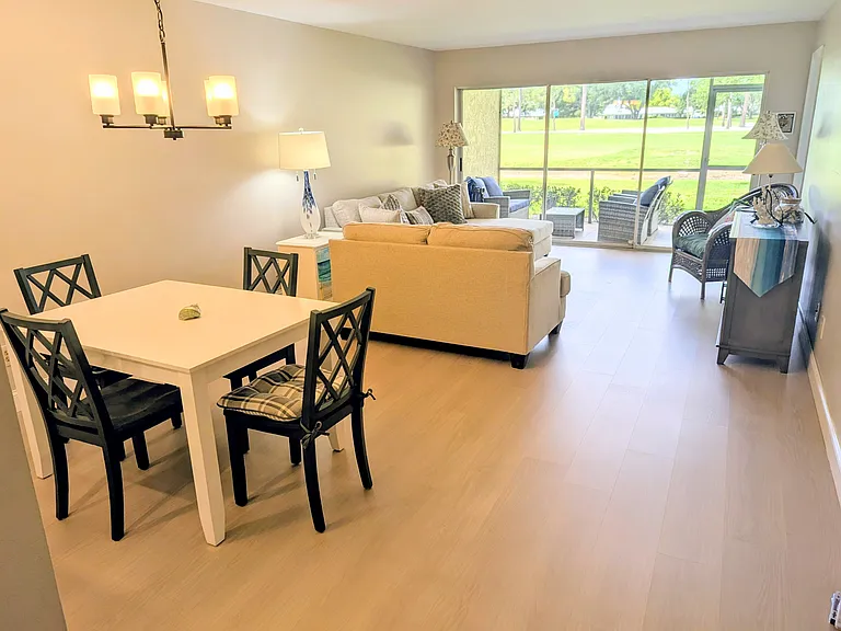 5856 Palm Aire Ln #104 — Photo 7