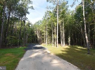 18465 Cherryfield Rd, Drayden, MD 20630