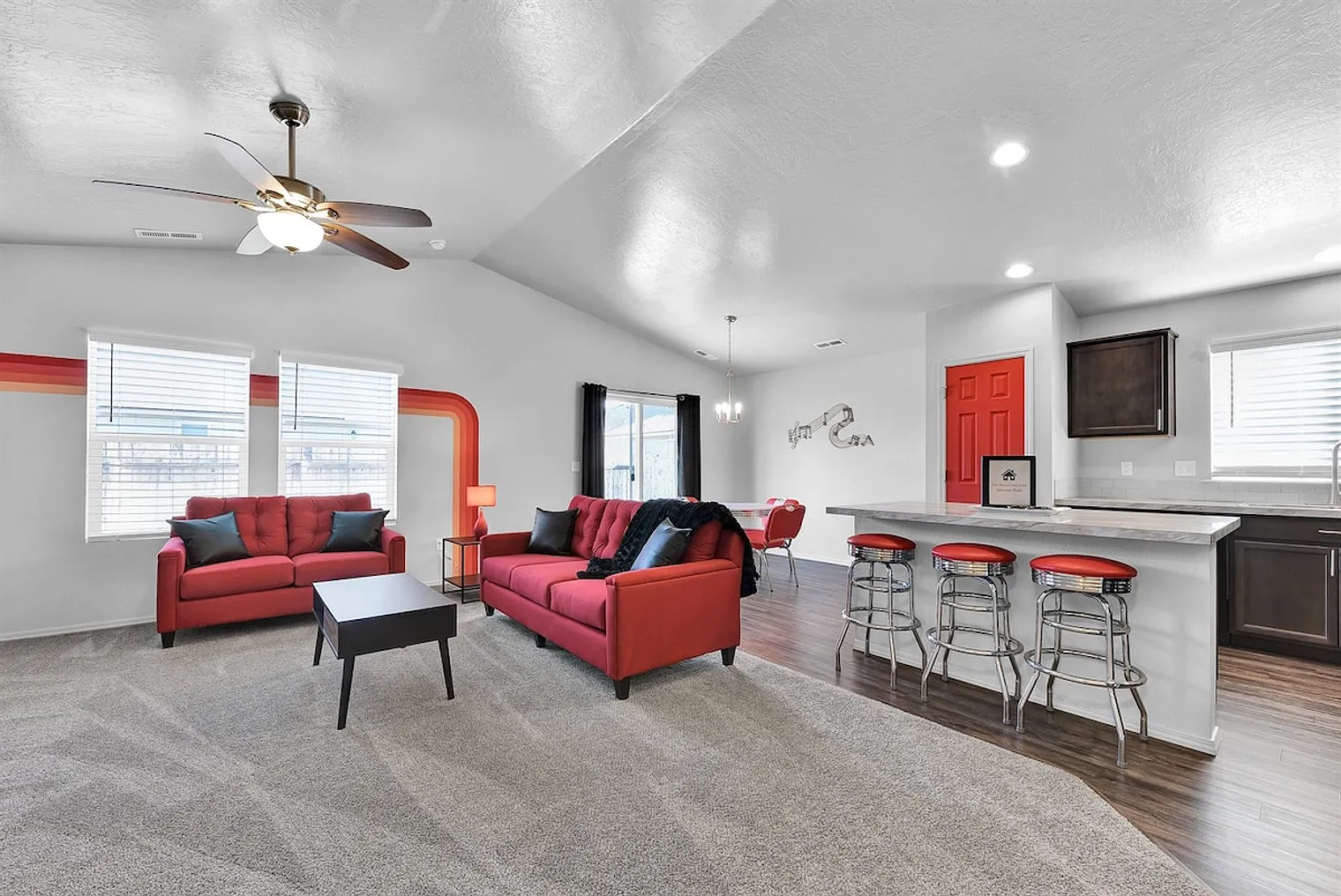 3 bed, 2.0 bath, 1700 sqft, $5,915 — Photo 1
