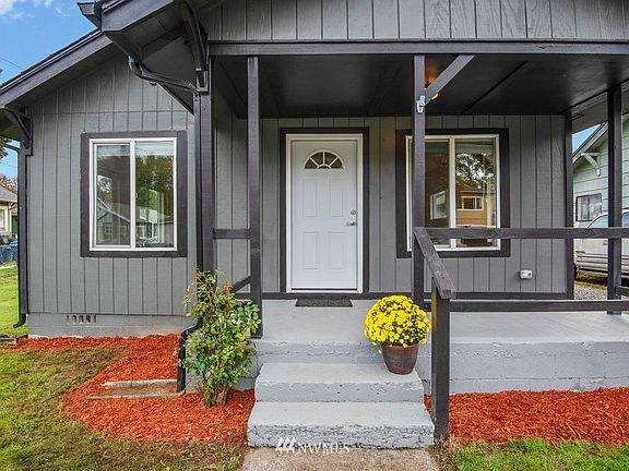 2nd image of 808 N 1st Ave