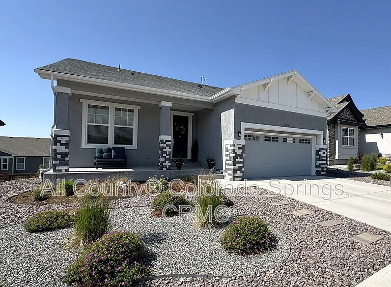 5755 Marlee Dr — Photo 1