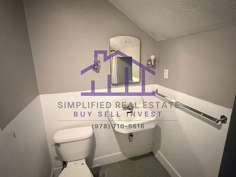 102 Central St #5 — Photo 9