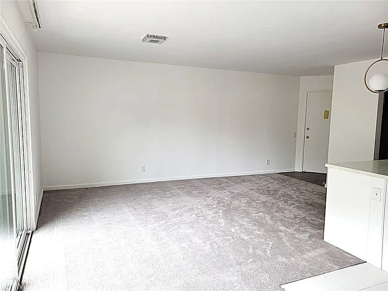 2311 4th St #306 — Photo 13