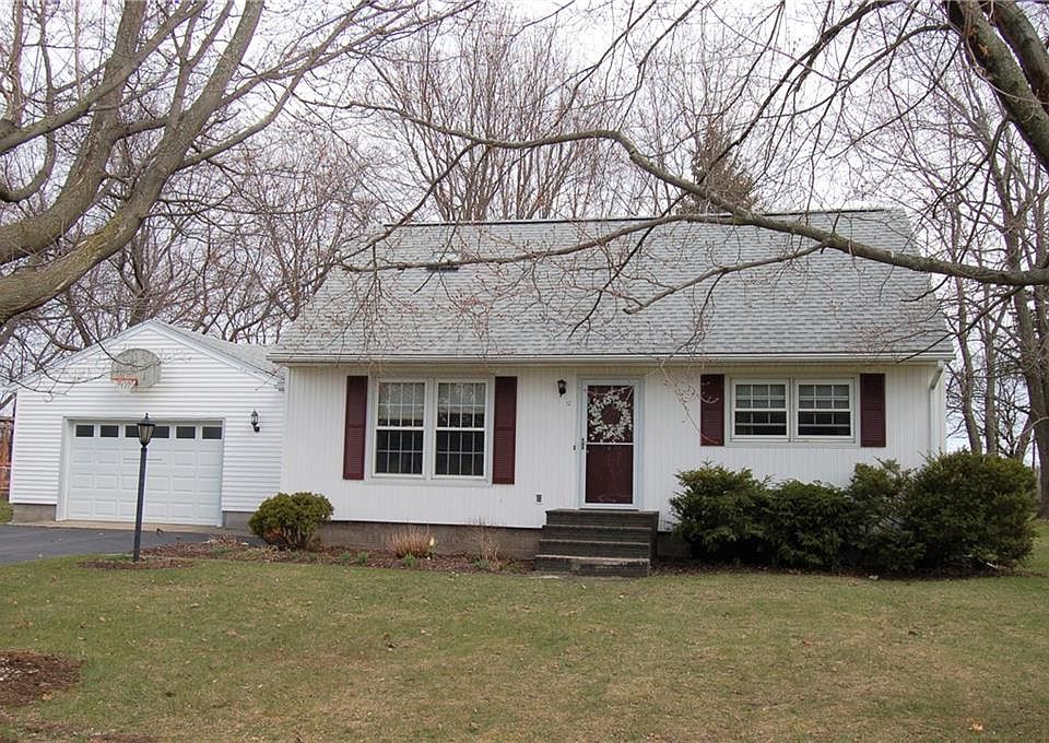 1st image of 12 Bennett Ave