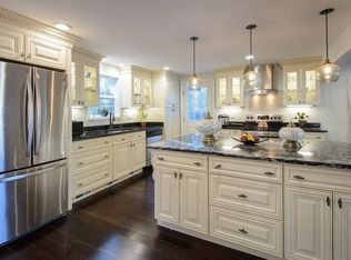 6 Stewart Rd, North Reading, MA 01864