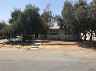 515 Loch Lomond Dr, Bakersfield, CA 93304