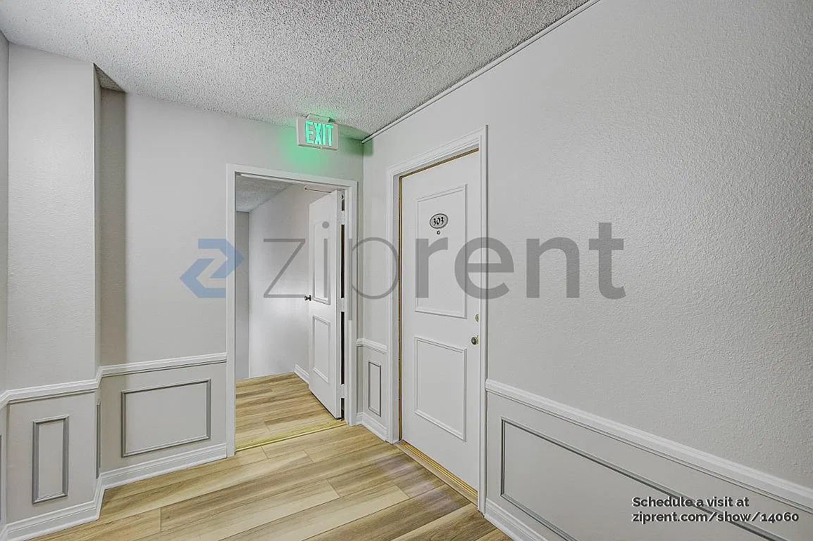 2 bed, 915 sqft, $3,100 — Photo 3