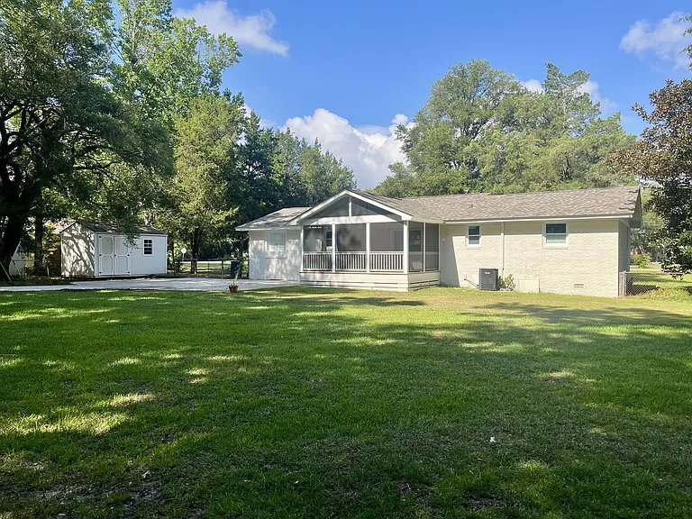 2045 Lake Ave — Photo 43