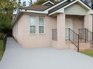 1861 Abundance St, New Orleans, LA 70122