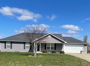 610 Rodeo Dr, Cecilia, KY 42724