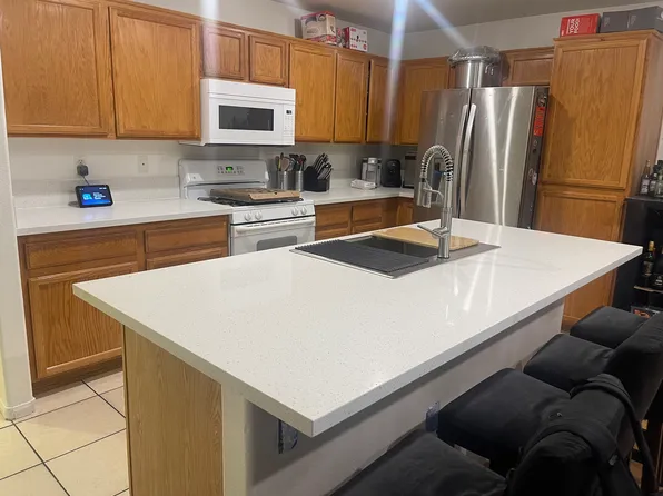 5619 Moccasin Point St, Las Vegas, NV 89148