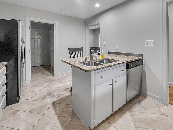 5th image of 3981 Terrace Woods Ln