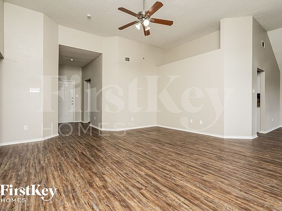 3rd image of 7921 Rice Dr