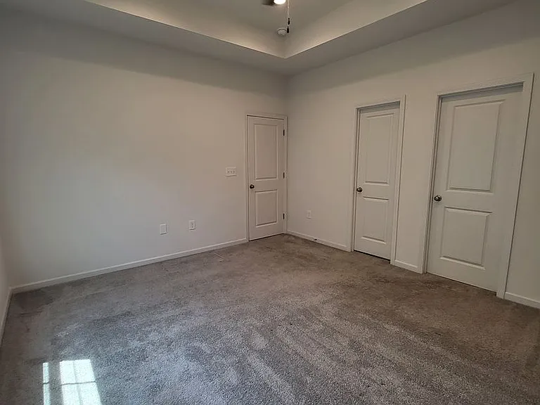 11810 Titan Ave — Photo 7