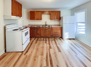 31 Park St #A, Dover, NH 03820