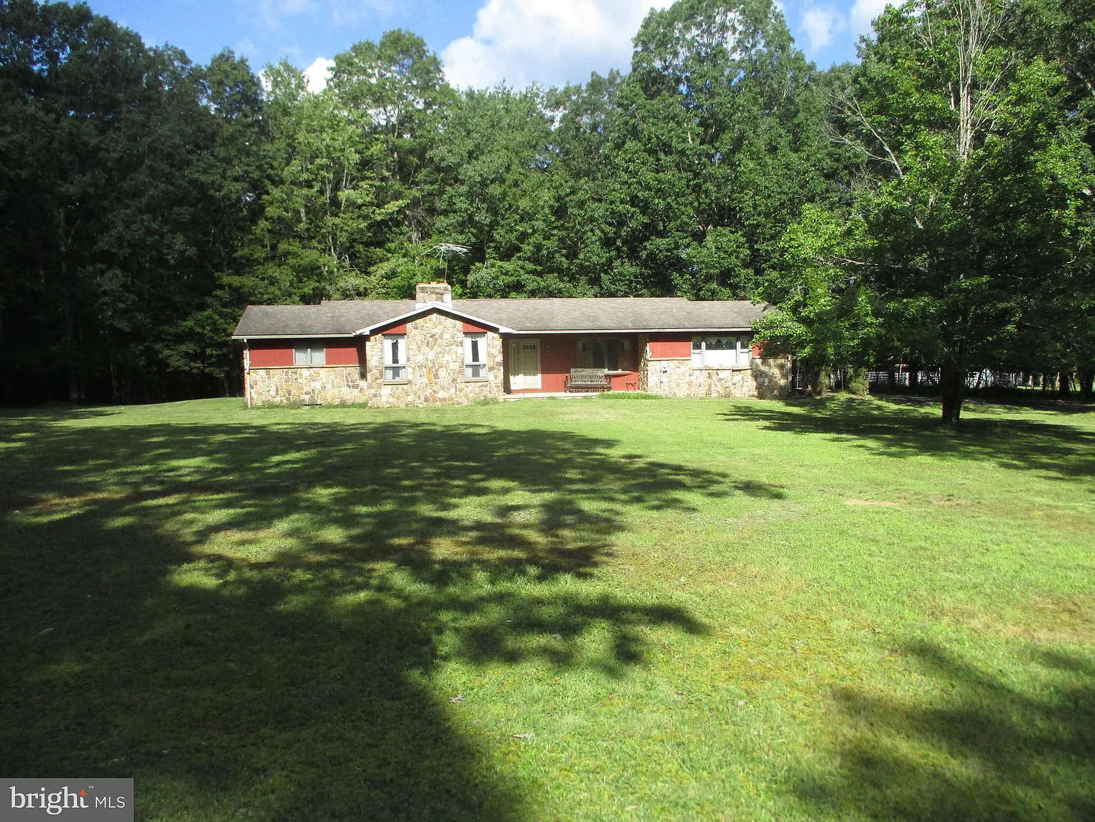 807 Green Glade Rd photo 1