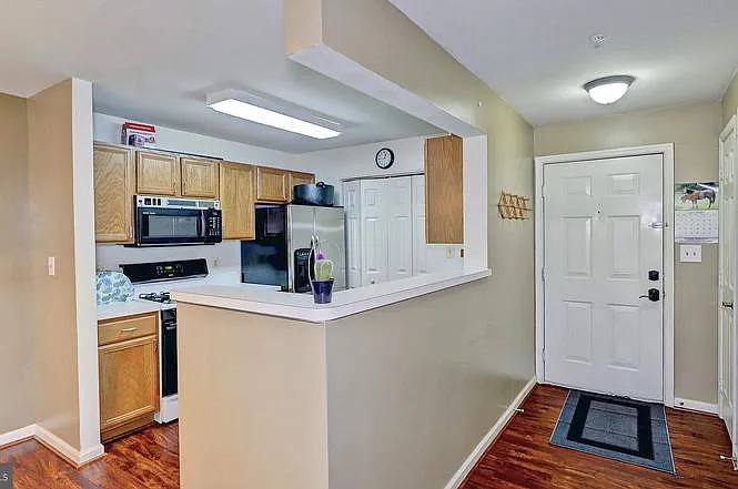 8087 Lacy Dr #203 — Photo 8